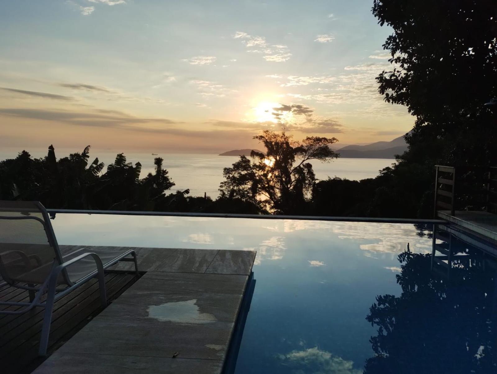 Ilhabela - Praia Do Curral - Casa Em Condominio Esterno foto
